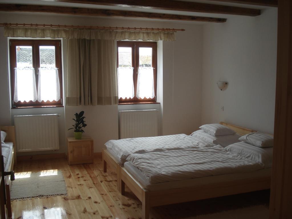Gerendas Vendeghaz Sotony Room photo